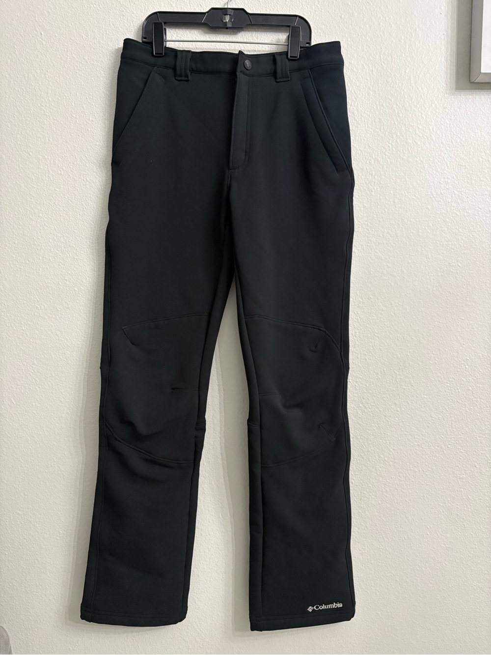 Columbia Men’s Black Softshell Jogger Pants